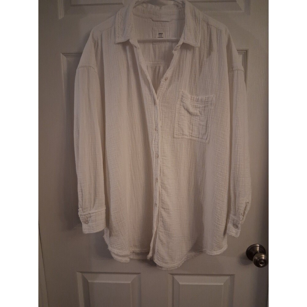 Aerie Button Down Shirt Womens Medium White Cotton Gauze Oversized Comfort